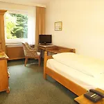 Heidehotel Waldhuette ホテル 3*