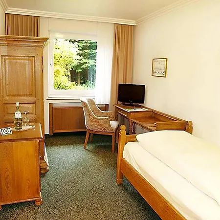 Hotel Heidehotel Waldhuette 3*