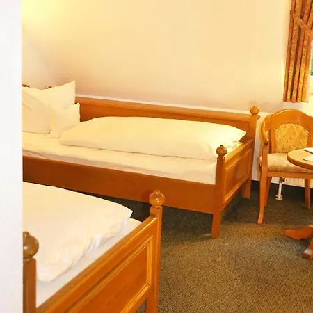 Heidehotel Waldhutte Hotel