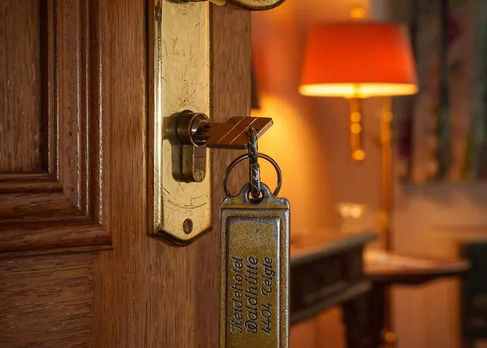 Heidehotel Waldhuette Otel