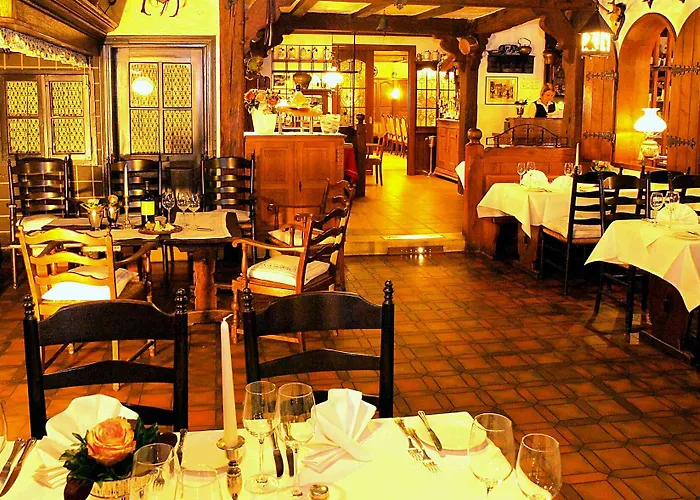 Heidehotel Waldhuette ホテル